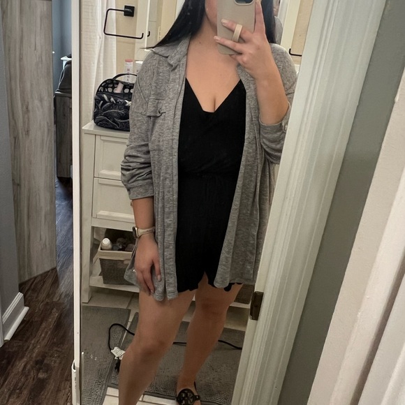 Shacket - Picture 6 of 6